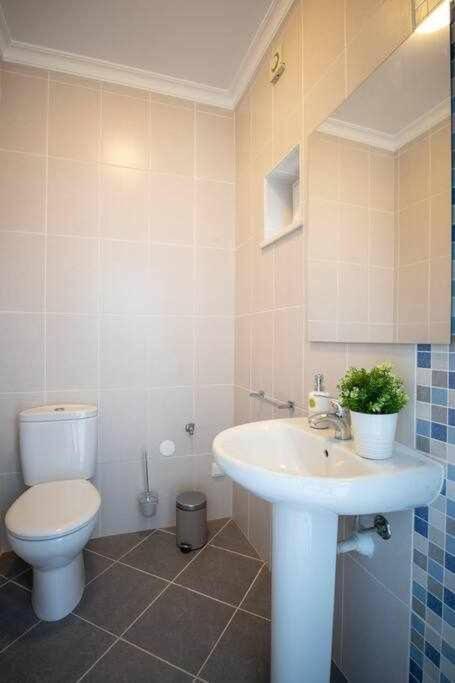Modern 3Br Apt W/ Lg Terrace, Bbq, Ac & Parking Tavira Dış mekan fotoğraf